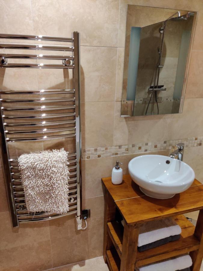 Spacious Ski Chalet In Traditional French Village, Sleeps 8, Four Star With Fibre Broadband Abondance Exterior foto